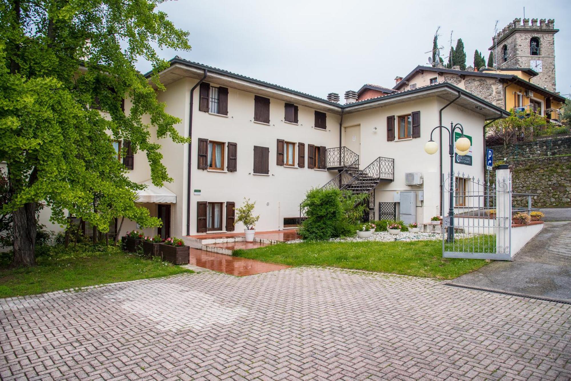 Hotel Porta Del Sole Сойано-дель-Лаго Экстерьер фото