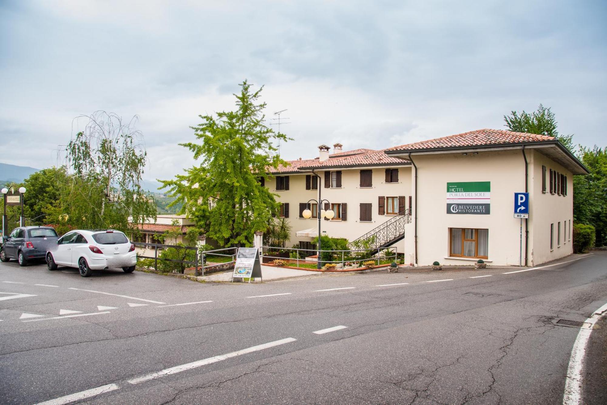 Hotel Porta Del Sole Сойано-дель-Лаго Экстерьер фото