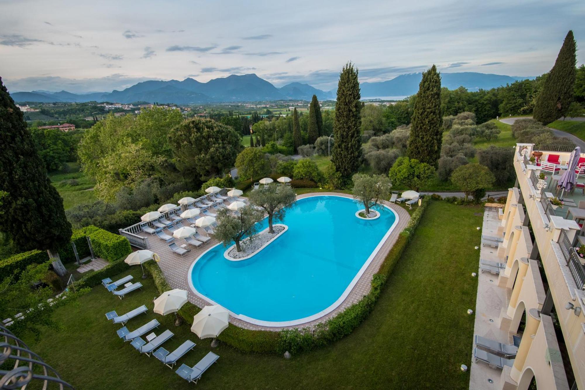 Hotel Porta Del Sole Сойано-дель-Лаго Экстерьер фото